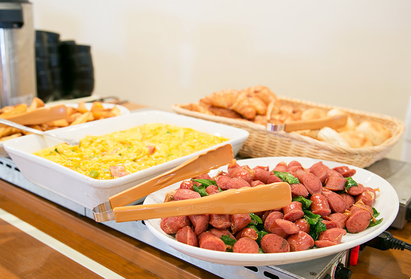地産地消の和洋食ビュッフェ